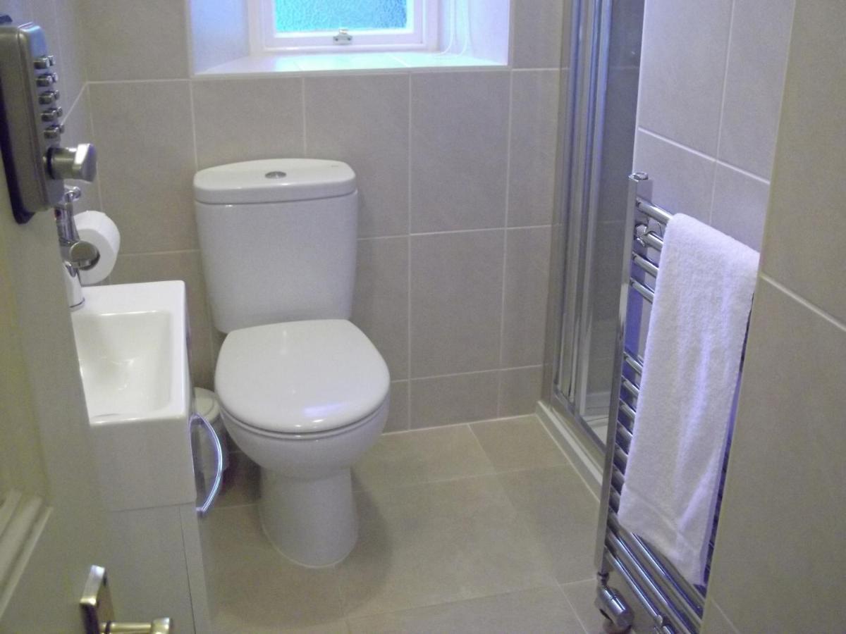 Holmlea Guest House Exclusively For Adults Windermere Luaran gambar